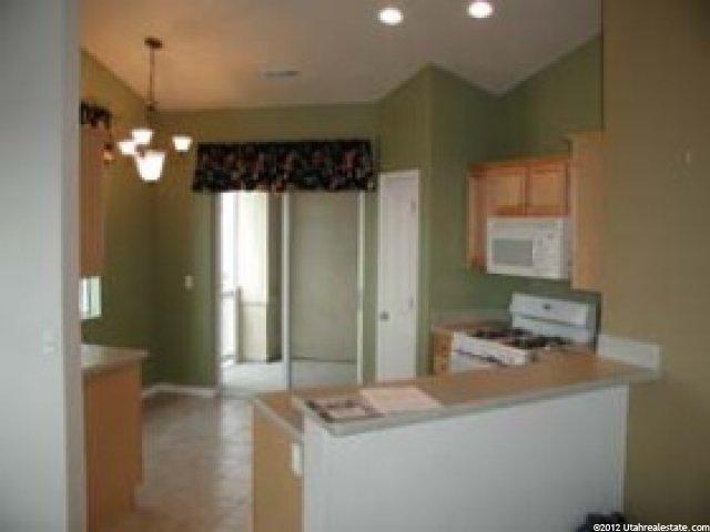 964 S Courtyard Ln, Centerville, UT 84014 — photo 4