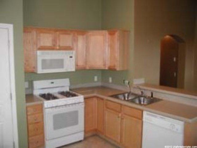 964 S Courtyard Ln, Centerville, UT 84014 — photo 5