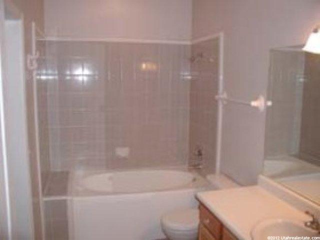 964 S Courtyard Ln, Centerville, UT 84014 — photo 8
