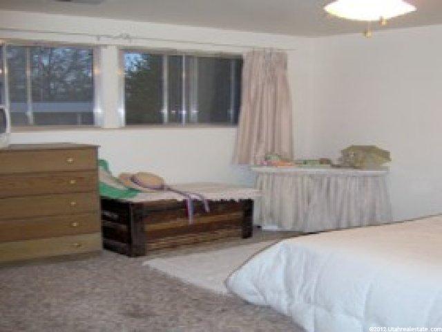 2328 Chateau Dr, Roy, UT 84067 — photo 5