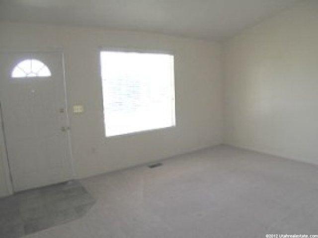 207 N 700 W, Layton, UT 84041 — photo 4