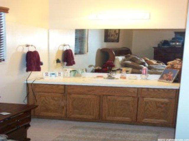 186 Freedom Ln, Ogden, UT 84401 — photo 4