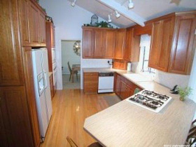 9687 S 2720 E, Sandy, UT 84092 — photo 5