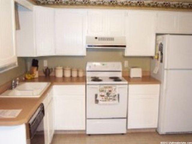 1560 S Farr Dr E, Ogden, UT 84404 — photo 4