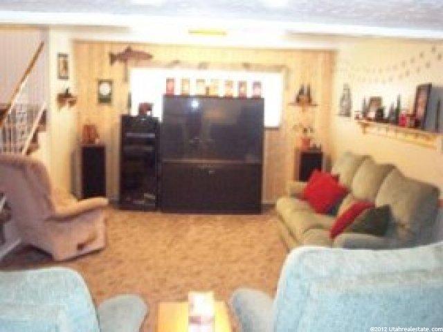 1560 S Farr Dr E, Ogden, UT 84404 — photo 7