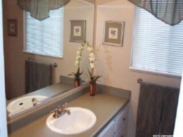 1560 S Farr Dr E, Ogden, UT 84404 — photo 6