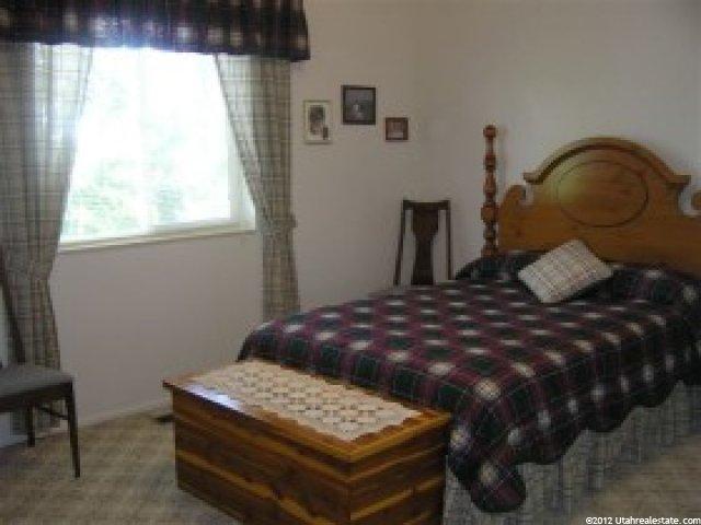 5551 S 2800 W, Roy, UT 84067 — photo 3