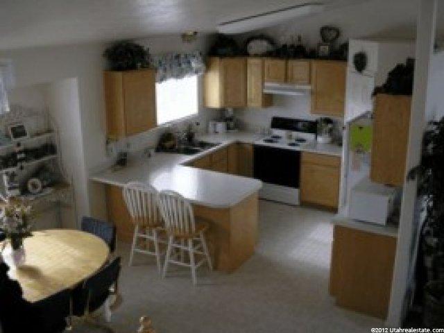 5227 S 3275 W, Roy, UT 84067 — photo 2