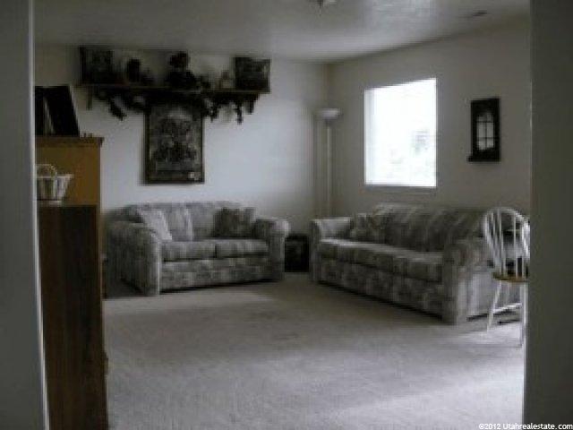 5227 S 3275 W, Roy, UT 84067 — photo 4