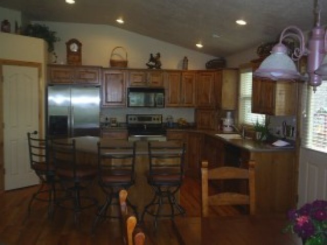 6847 S 1650 E, Uintah, UT 84405 — photo 4
