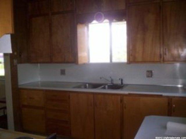 276 E 700 N, Harrisville, UT 84404 — photo 2