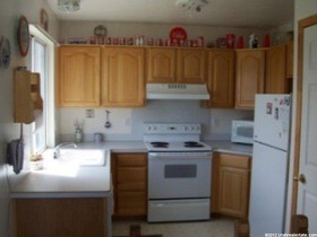 2138 N 2290 W, Clinton, UT 84015 — photo 4