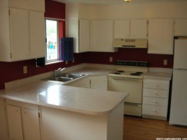 711 W 2350 N, West Bountiful, UT 84087 — photo 3
