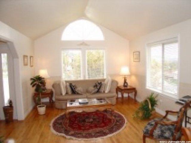 135 Carrington Ln, Centerville, UT 84014 — photo 2