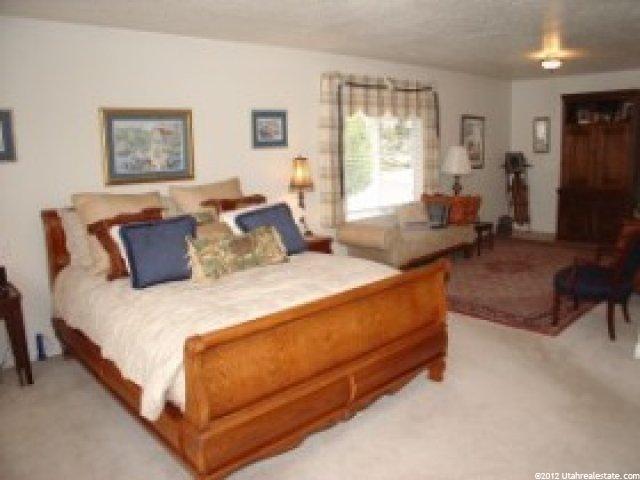 135 Carrington Ln, Centerville, UT 84014 — photo 4