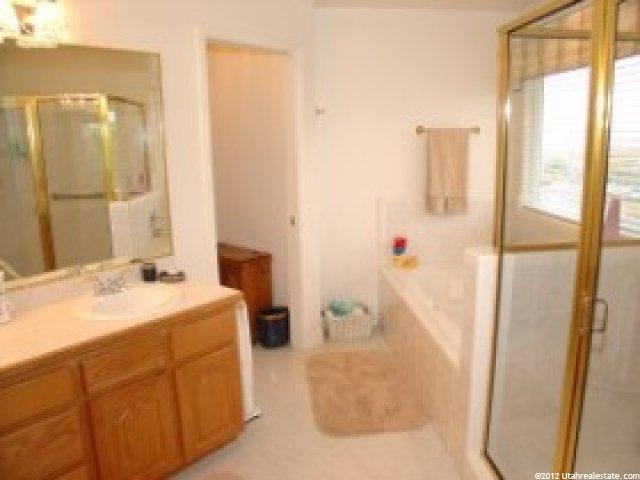 135 Carrington Ln, Centerville, UT 84014 — photo 5