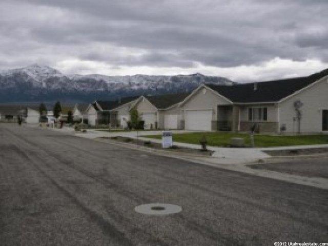 136 N Lynne School Ln, Ogden, UT 84404 — photo 6