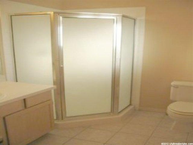 1872 E 2100 N, Layton, UT 84040 — photo 5