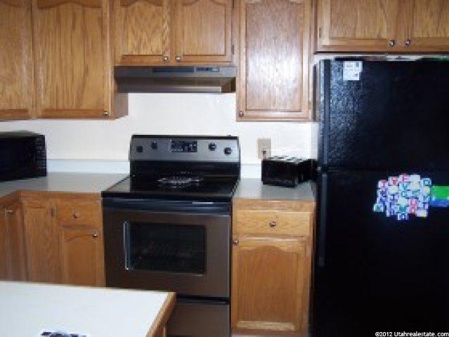 9523 Raintree Dr, Sandy, UT 84092 — photo 2
