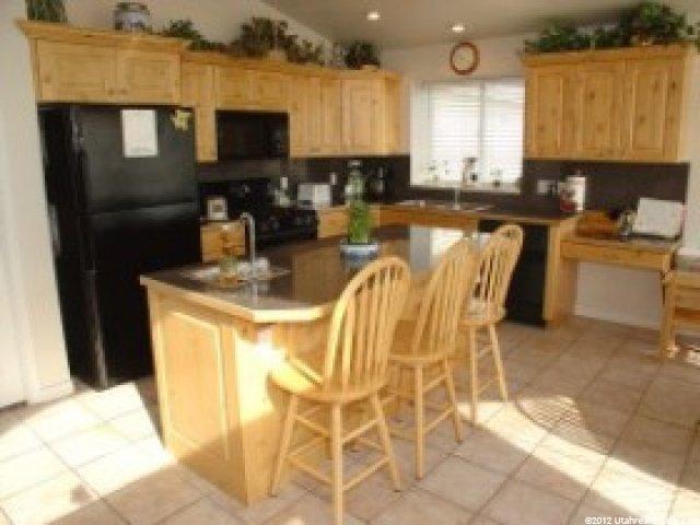 419 S Kays Dr, Kaysville, UT 84037 — photo 3