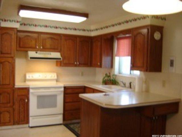 3824 S 2000 W, Roy, UT 84067 — photo 2
