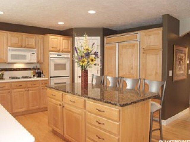 453 Mapleberry Ct, Draper, UT 84020 — photo 4