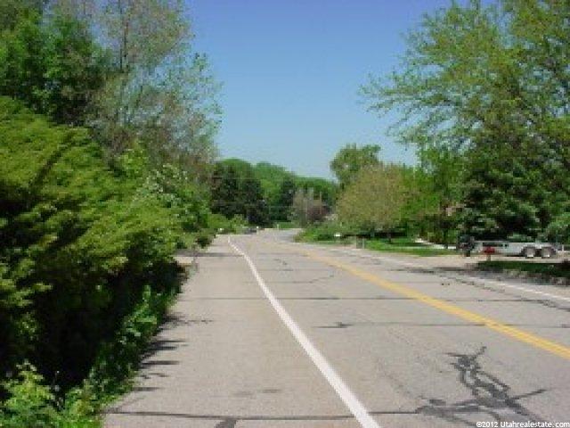 4859 S Burch Creek Dr, Ogden, UT 84403 — photo 2