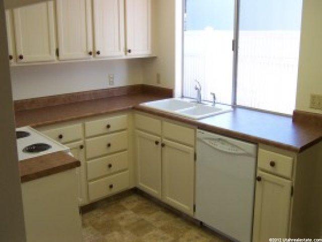 4863 S 1690 E, Holladay, UT 84117 — photo 6