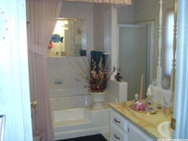3800 S 1900 W #147, Roy, UT 84067 — photo 7