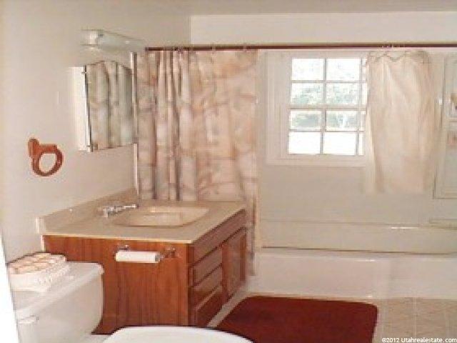 2117 Jackson Ave, Ogden, UT 84401 — photo 2