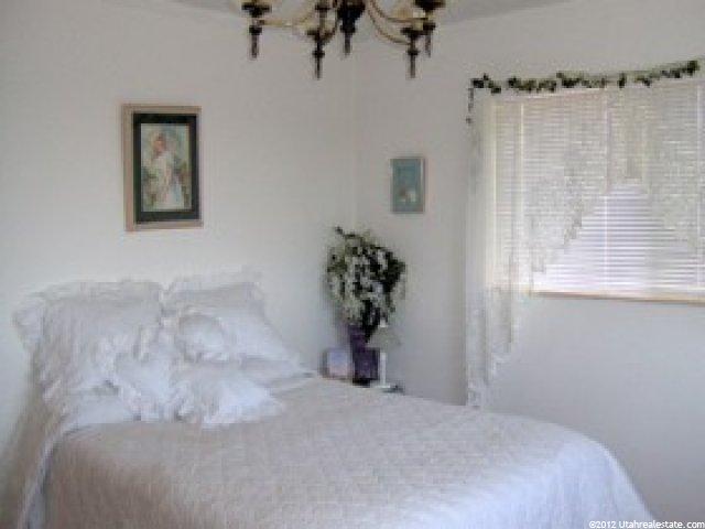 1075 Henderson Dr, Ogden, UT 84404 — photo 5