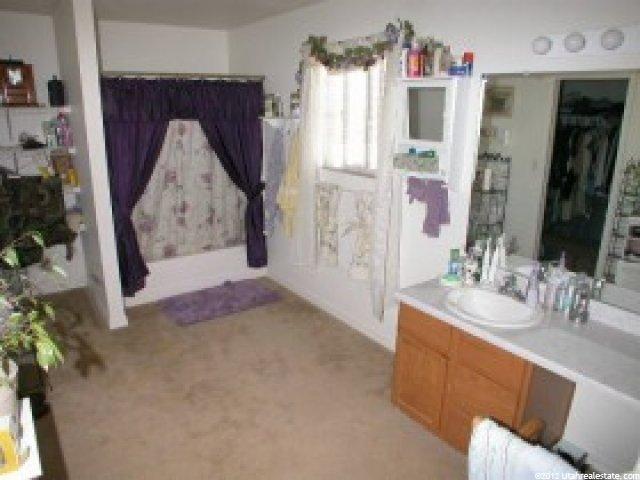 2033 S 875 E, Clearfield, UT 84015 — photo 7