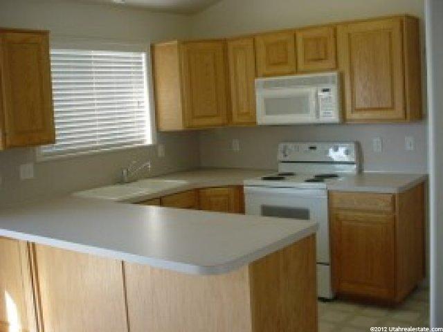 878 W 1470 N, Clinton, UT 84015 — photo 3
