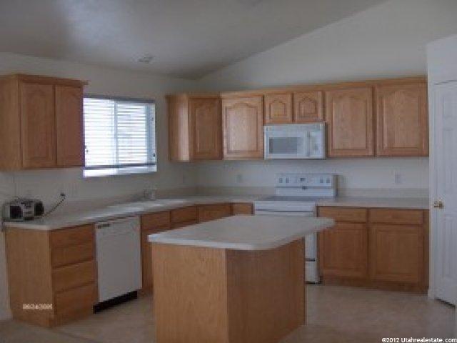 1156 N 100 E, Harrisville, UT 84404 — photo 2