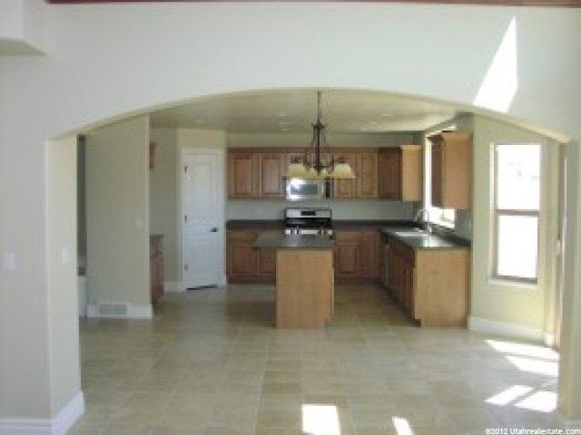 860 N 3550 W, Layton, UT 84041 — photo 2
