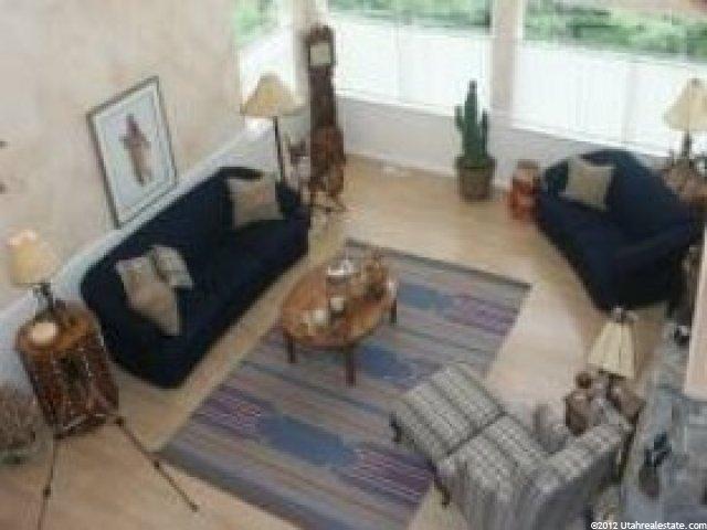 731 E Center St, Providence, UT 84332 — photo 2