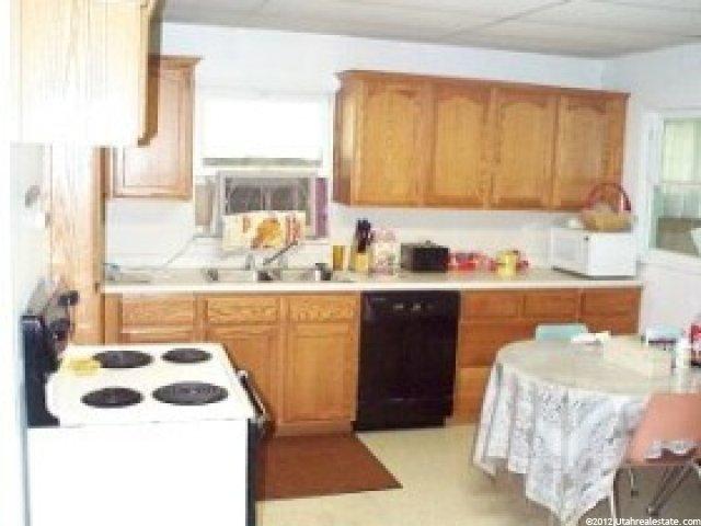 145 N 400 W, Delta, UT 84624 — photo 4