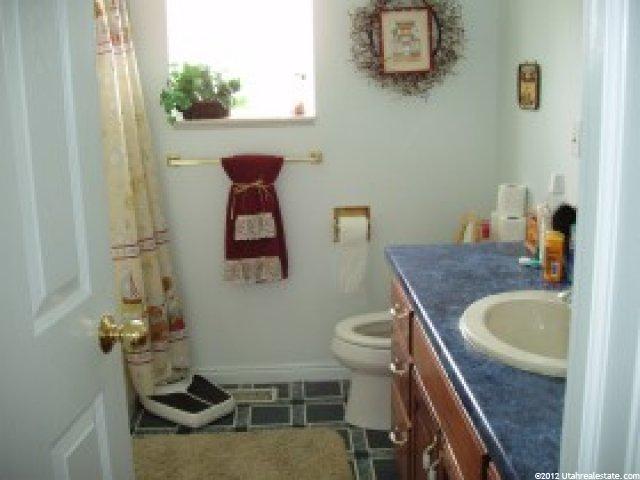 429 W 225 S, Providence, UT 84332 — photo 4