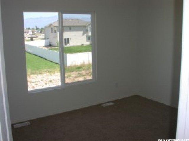 2602 W 2580 N, Clinton, UT 84015 — photo 2