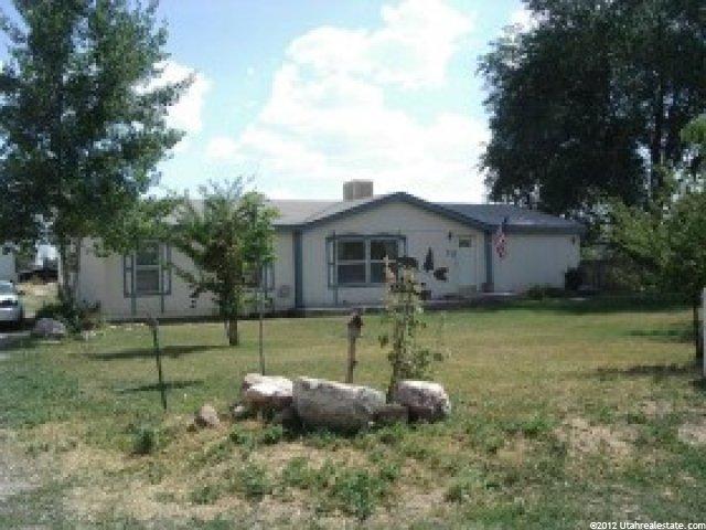 70 E 300 N, Levan, UT 84639 — photo 2