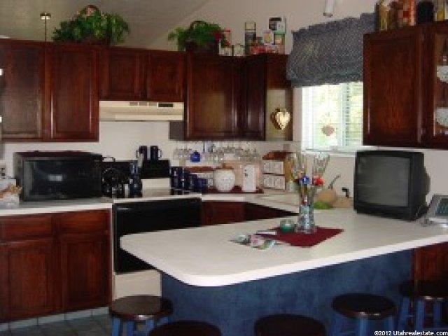 2130 E 2200 N, Layton, UT 84040 — photo 2