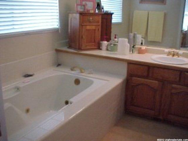 2233 Pendleton Way, South Jordan, UT 84095 — photo 4
