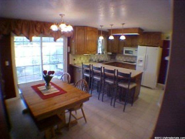2125 S Elaine Dr, Bountiful, UT 84010 — photo 2