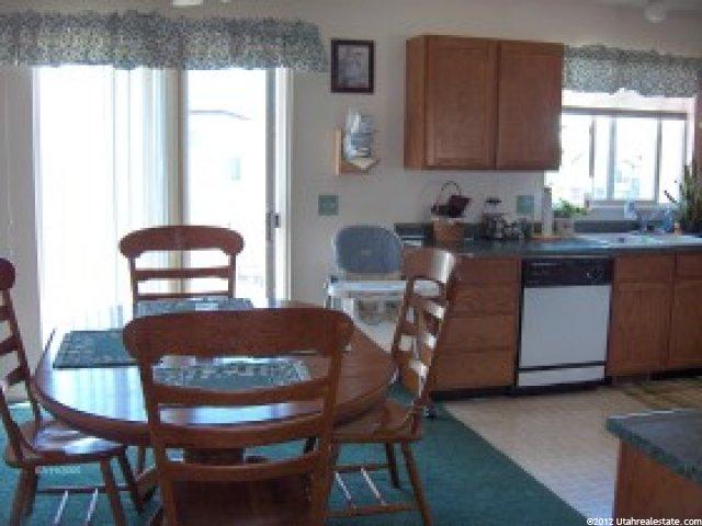 391 W 1850 S, Clearfield, UT 84015 — photo 3