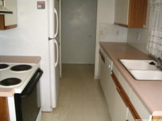 1464 Dallas St, Syracuse, UT 84075 — photo 2