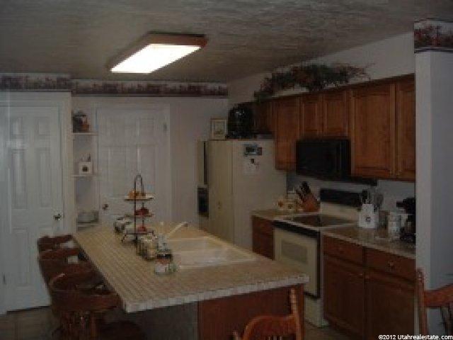 1121 W 200 N, Clearfield, UT 84015 — photo 7
