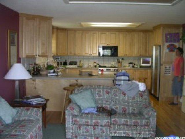 915 N Northridge Dr, Bountiful, UT 84010 — photo 2