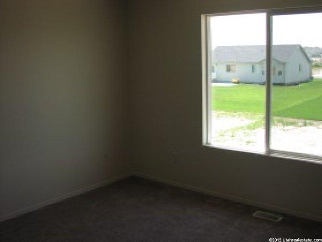 2553 W 2650 N, Clinton, UT 84015 — photo 4