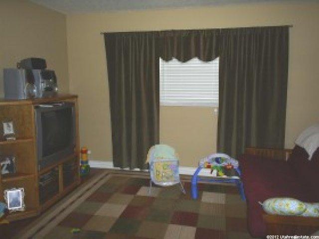 4638 S 4000 W, Roy, UT 84067 — photo 6