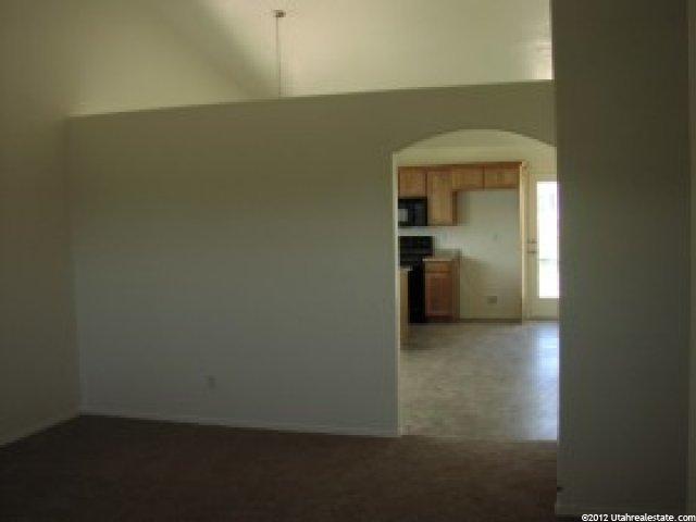 2416 W 2650 N, Clinton, UT 84015 — photo 3
